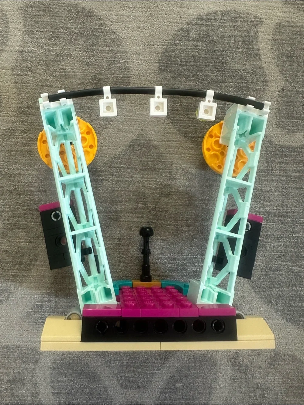 LEGO Friends Andrea's Car & Stage (41390)
